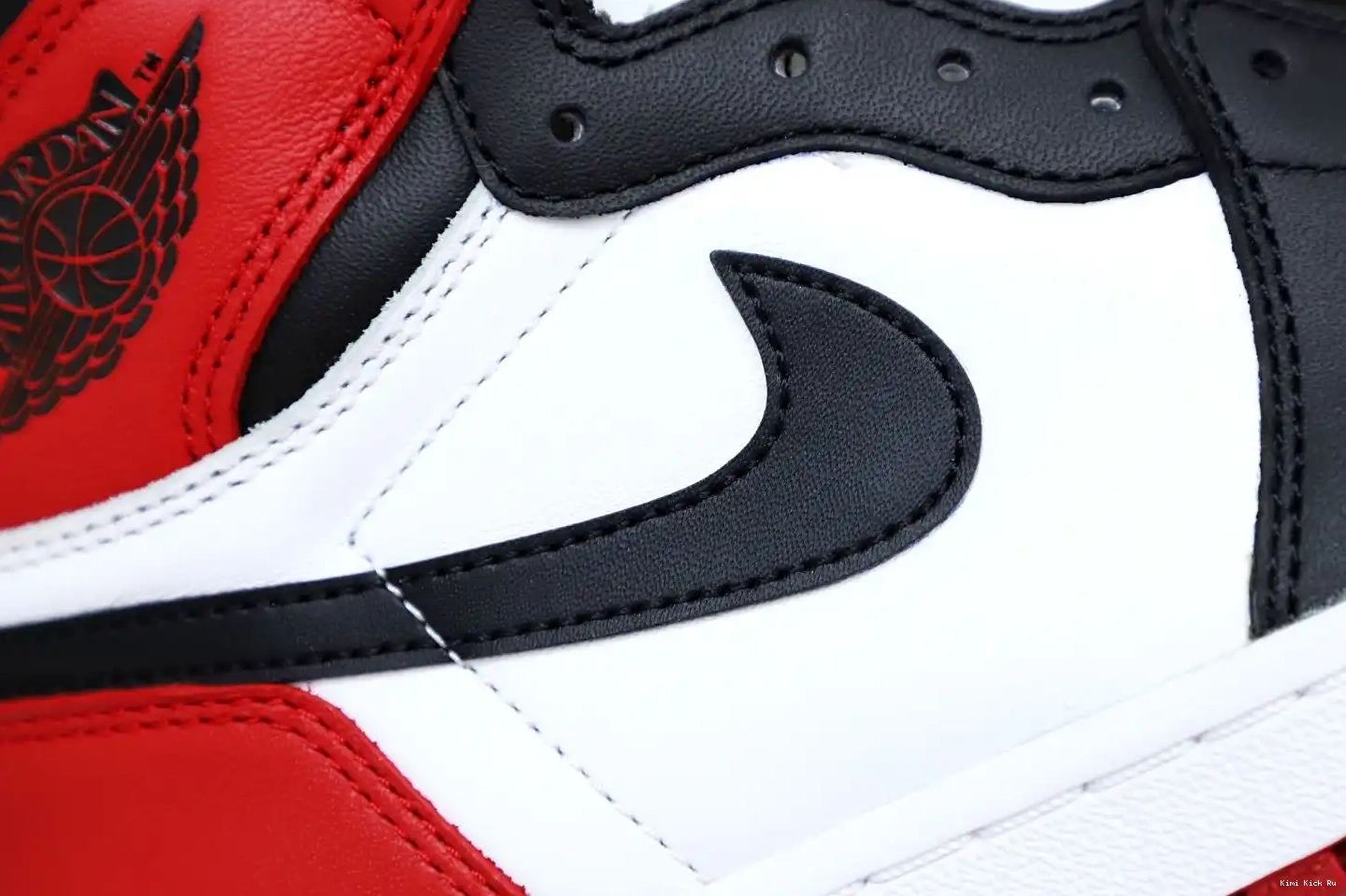 Air Jordan Retro 1 (2016) Kimikick Black Toe 0530
